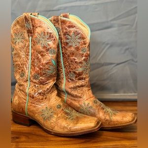 Shyanne Boots Size 8